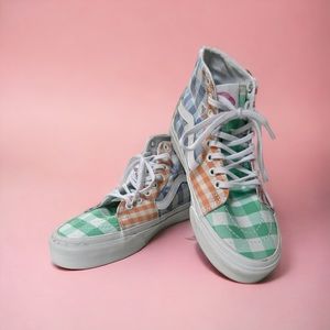 VANS High Tops! Size 7 Brand New!